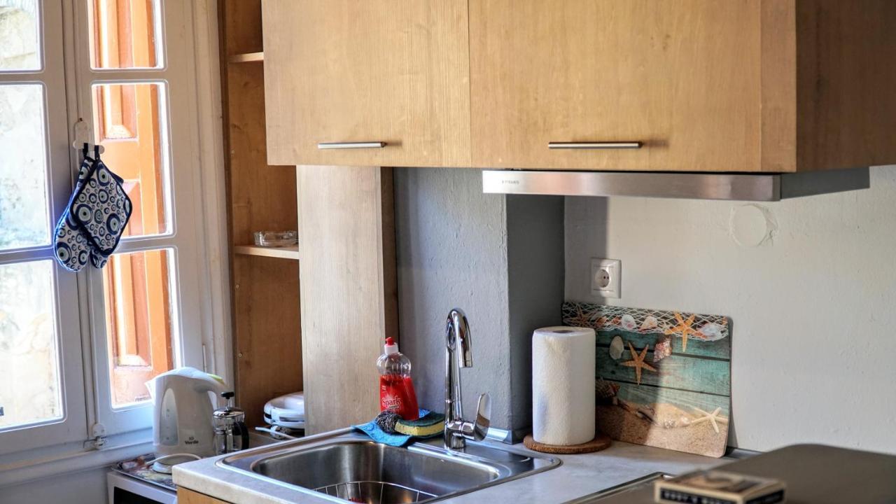 Cozy Apartments In Symi Center Экстерьер фото
