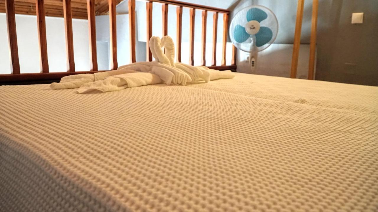 Cozy Apartments In Symi Center Экстерьер фото